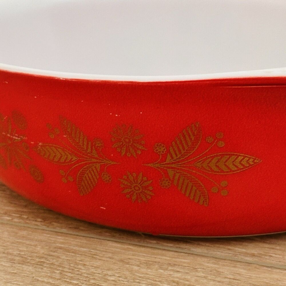 VTG Pyrex Golden Red Poinsettia LID 2.5 Qt Oval Casserole 045 Christmas Promo - Picture 11 of 16
